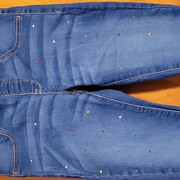 Cute girl's SO jeggings . Size 14 blue with little gems on the front . - Picture 2 of 4